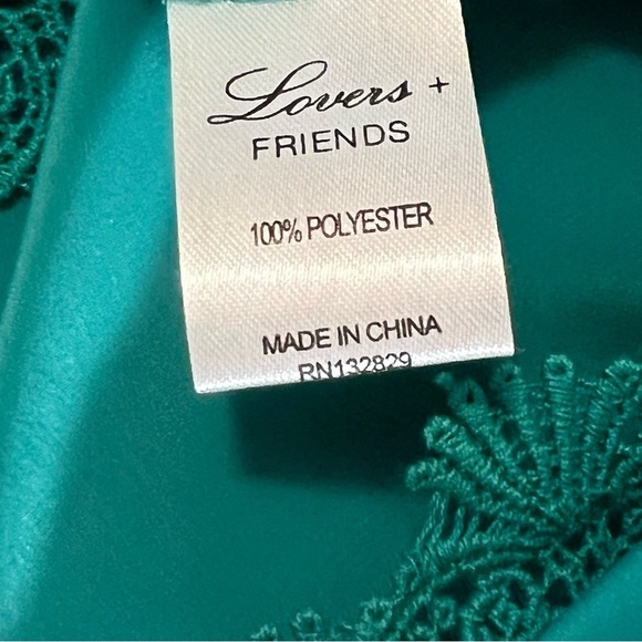 Lovers + Friends Green V-Neck Balloon Sleeve Lace Embroidered Detail Blouse M - Picture 7 of 12